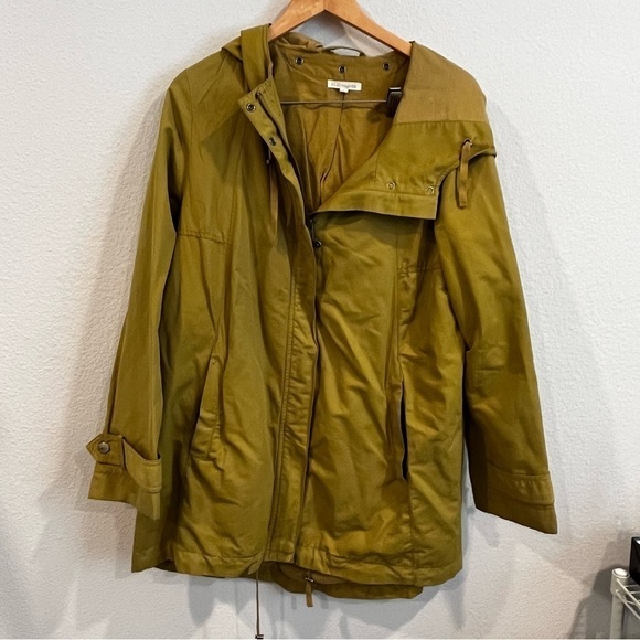 Eileen Fisher Jackets & Blazers - Eileen Fisher size medium yellow green lined light weight hooded raincoat